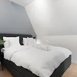 Апартаменты 100sqm 5br Behind Bryggen - King Beds - Family Friendly *