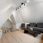 Апартаменты 100sqm 5br Behind Bryggen - King Beds - Family Friendly *