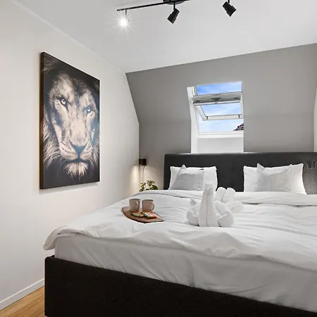 Apartament 100sqm 5br Behind Bryggen - King Beds - Family Friendly *
