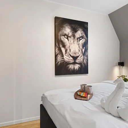 100sqm 5br Behind Bryggen - King Beds - Family Friendly Daire Bergen